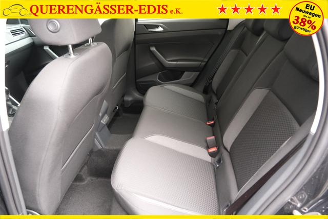 VW Taigo Life Deep Black Perleffekt 