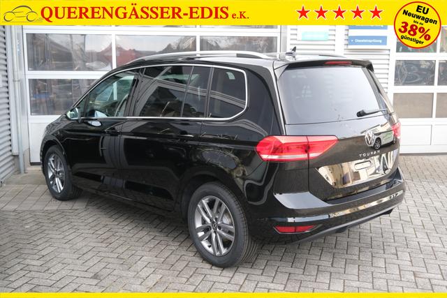 VW Touran 1.5 TSI DSG Grenadilschwarz 