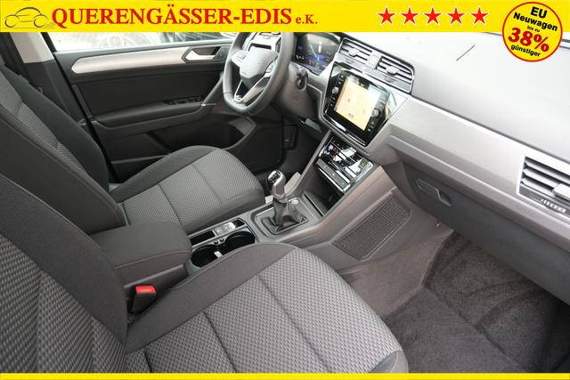VW Touran 1.5 TSI DSG Grenadilschwarz 