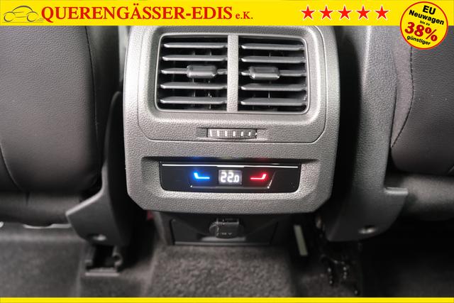 VW Touran 1.5 TSI DSG Grenadilschwarz 