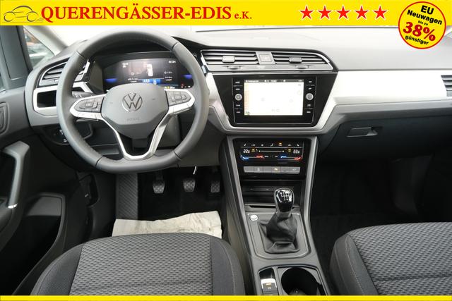 VW Touran 1.5 TSI DSG Grenadilschwarz 