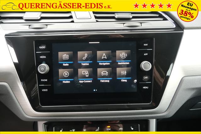 VW Touran 1.5 TSI DSG Grenadilschwarz 