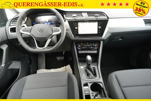 VW Touran 1.5 TSI DSG Grenadilschwarz 