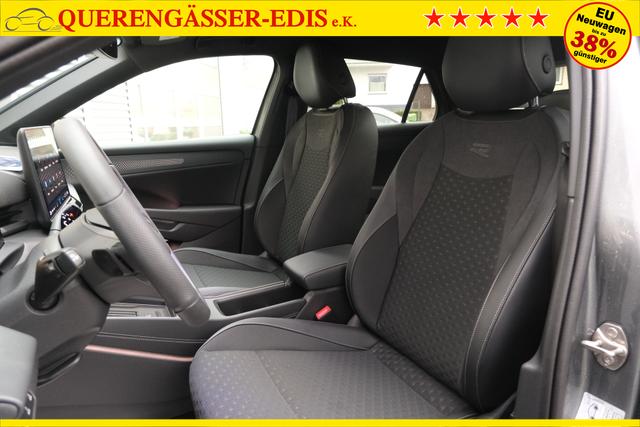 VW T-Roc 1.5 eTSI R-Line Wolf Grey 