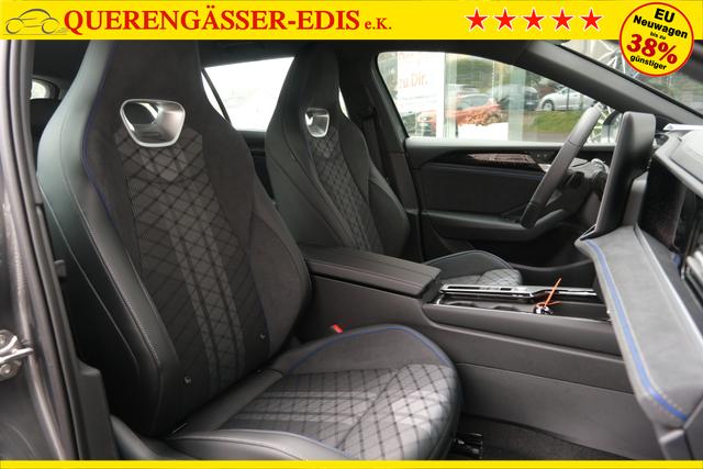 VW Passat Variant R-Line 