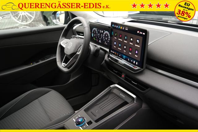 VW T-Roc Life Grenadillschwarz 