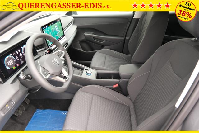 Volkswagen T-Roc 1.5 eTSI Life DSG AHK ACC LED App-Navi Totwinkelassistent 