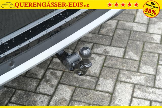 VW T-Roc Life Grenadillschwarz 
