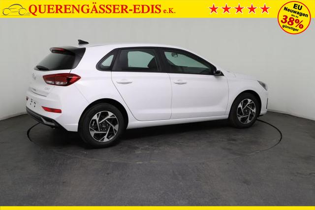 Hyundai i30 (GO!) 1.0 T-GDi 74kW (100 PS) 6-Gang Schaltgetriebe 