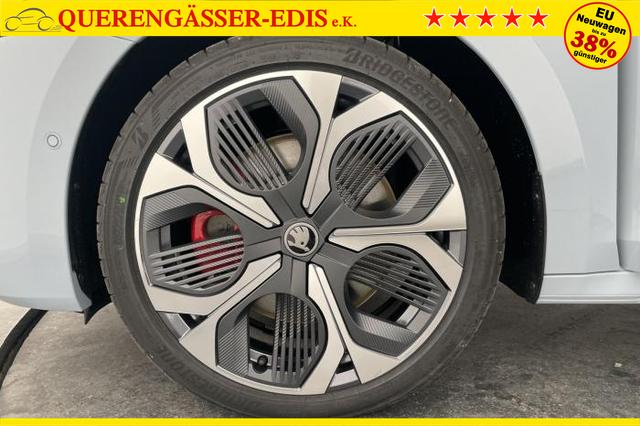 Skoda Octavia Combi RS (RS) 2.0 TSI 195kW (265 PS) 7-Gang DSG 