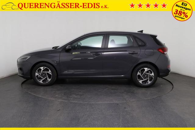 Hyundai i30 GO! (GO!) 1.0 T-GDi 74kW (100 PS) 6-Gang Schaltgetriebe 