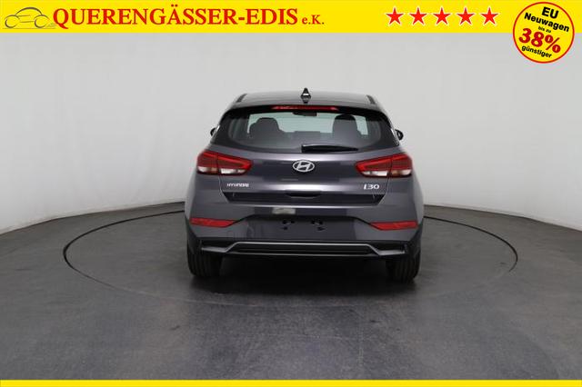 Hyundai i30 GO! (GO!) 1.0 T-GDi 74kW (100 PS) 6-Gang Schaltgetriebe 
