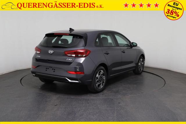 Hyundai i30 GO! (GO!) 1.0 T-GDi 74kW (100 PS) 6-Gang Schaltgetriebe 