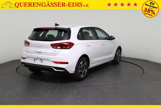 Hyundai i30 GO! (GO!) 1.0 T-GDi 74kW (100 PS) 7-Gang DCT 