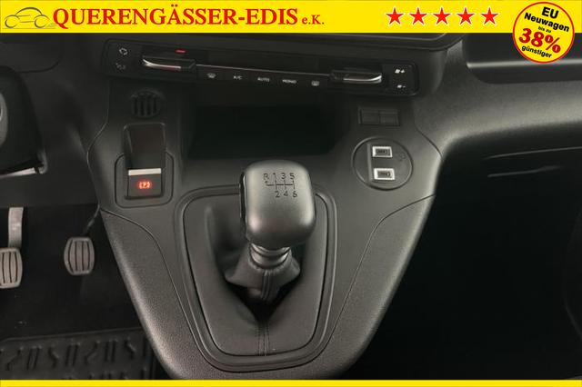 Fiat Doblo Panorama 1.5 HDi *LED*SHZ*PDC*SpurHa*Klima* 