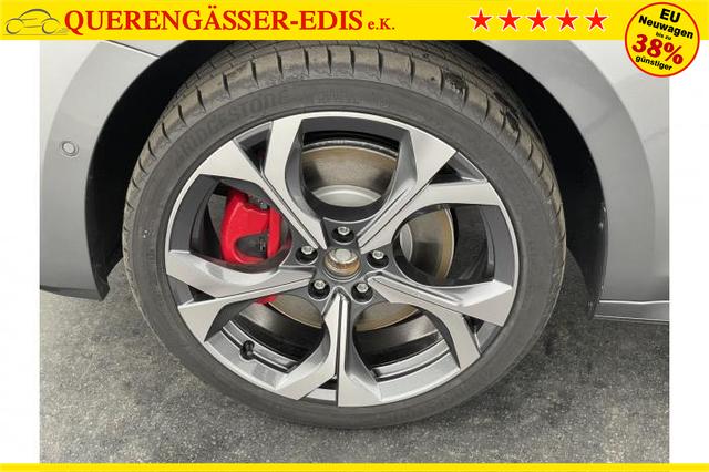 Skoda Octavia Combi RS (RS) 2.0 TSI 195kW (265 PS) 7-Gang-DSG 