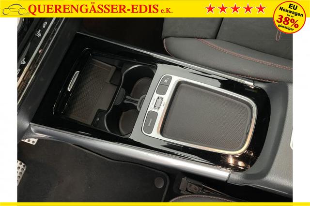 Mercedes-Benz GLA AMG Line GLA-Klasse (AMG Line) 220 d 4MATIC *PANO*AHK*NAVI*LED*SHZ*PDC* 