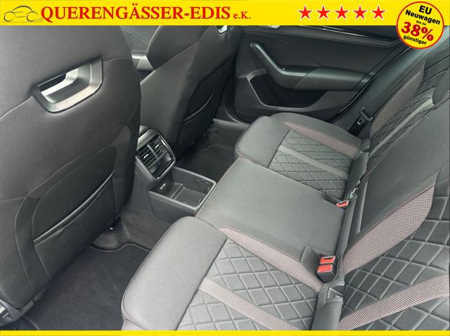 Skoda Octavia Combi RS 2.0 TSI 195kW (265 PS) 7-Gang-Automatikgetriebe 