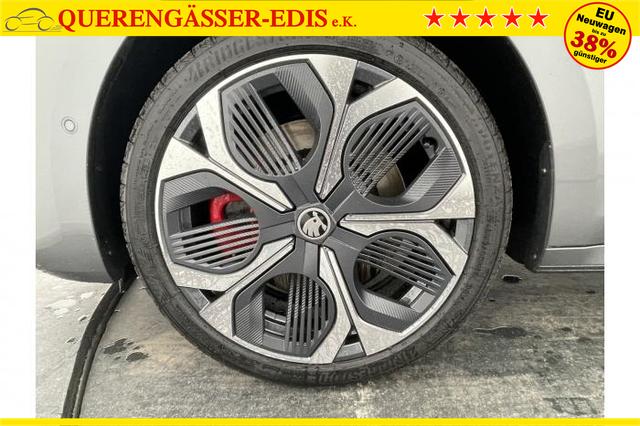 Skoda Octavia Combi RS (RS) 2.0 TSI 195kW (265 PS) 7-Gang-DSG 