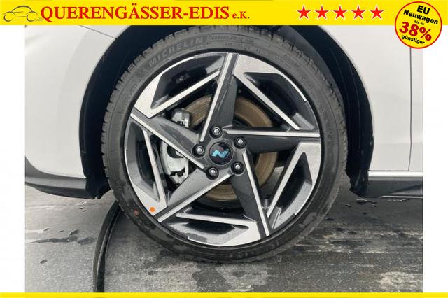 Hyundai i30 Kombi (N-Line) 1.5 T-GDI 103kW (140 PS) 7-Gang-DCT 
