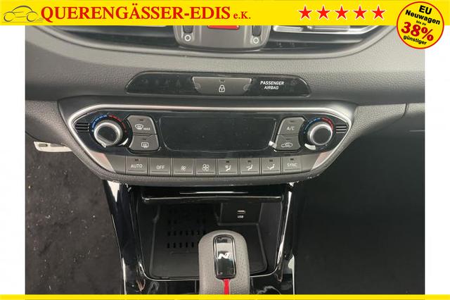 Hyundai i30 Kombi (N-Line) 1.5 T-GDI 103kW (140 PS) 7-Gang-DCT 