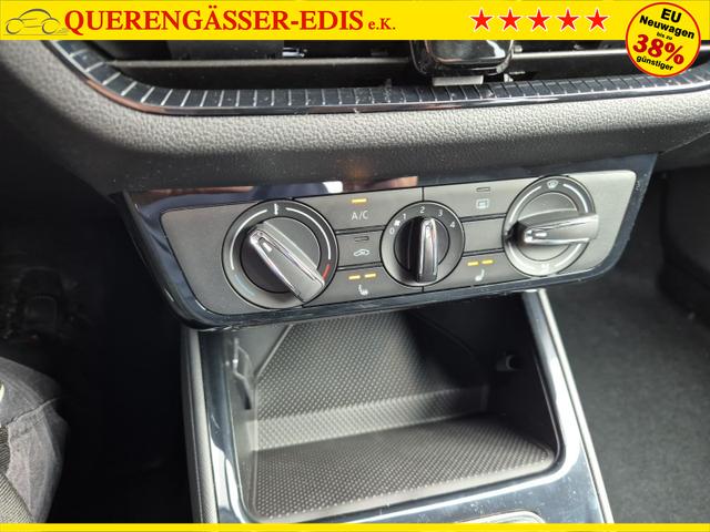 Skoda Fabia 1.0 TSI 115PS Selection 5-türig Sitzheizung Parksensoren Multifunktionslenkrad Klima Skoda-Radio Bluetooth Touchscreen Tempomat Nebelsch. wireless Apple CarPlay + Android Auto 