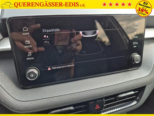 Skoda Fabia 1.0 TSI 115PS Selection 5-türig Sitzheizung Parksensoren Multifunktionslenkrad Klima Skoda-Radio Bluetooth Touchscreen Tempomat Nebelsch. wireless Apple CarPlay + Android Auto 