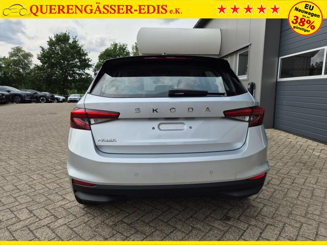 Skoda Fabia 1.0 TSI 115PS Selection 5-türig Sitzheizung Parksensoren Multifunktionslenkrad Klima Skoda-Radio Bluetooth Touchscreen Tempomat Nebelsch. wireless Apple CarPlay + Android Auto 