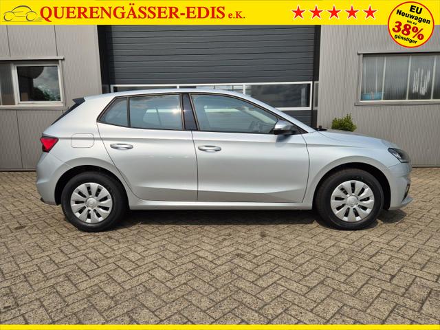 Skoda Fabia 1.0 TSI 115PS Selection 5-türig Sitzheizung Parksensoren Multifunktionslenkrad Klima Skoda-Radio Bluetooth Touchscreen Tempomat Nebelsch. wireless Apple CarPlay + Android Auto 