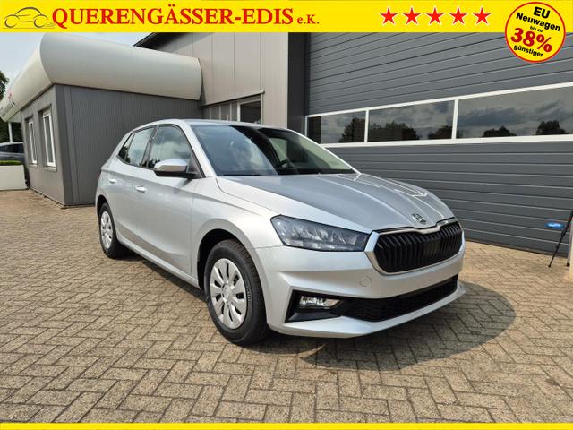 Skoda Fabia 1.0 TSI 115PS Selection 5-türig Sitzheizung Parksensoren Multifunktionslenkrad Klima Skoda-Radio Bluetooth Touchscreen Tempomat Nebelsch. wireless Apple CarPlay + Android Auto 