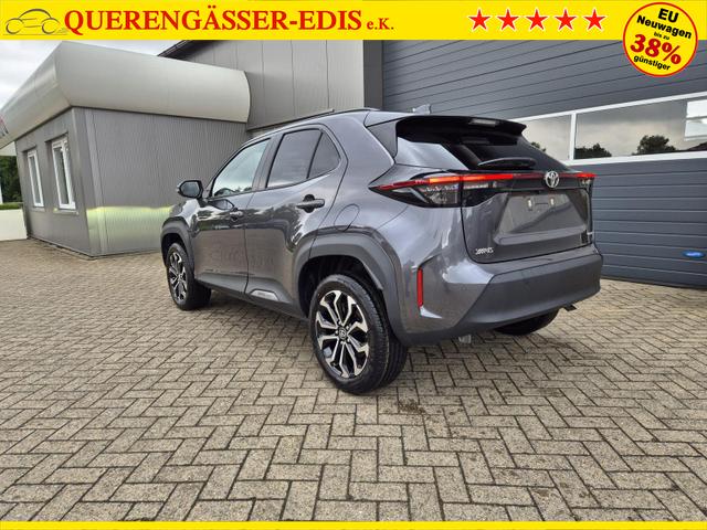 Toyota Yaris Cross 1.5VVT-iE 130PS Automatik Teamplayer Klimaautomatik Sitzheizung Lenkradheizung PDC v+h Rückf.Kamera 17-LM abged.Scheiben 2xKeyless DAB+ Bluetooth Touchscreen Apple CarPlay Android Auto 