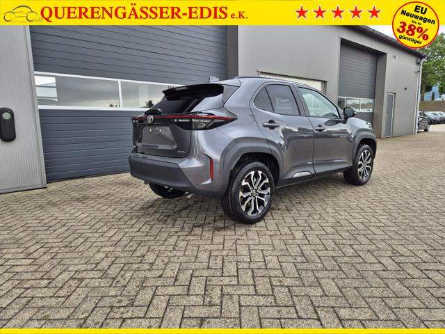 Toyota Yaris Cross 1.5VVT-iE 130PS Automatik Teamplayer Klimaautomatik Sitzheizung Lenkradheizung PDC v+h Rückf.Kamera 17-LM abged.Scheiben 2xKeyless DAB+ Bluetooth Touchscreen Apple CarPlay Android Auto 