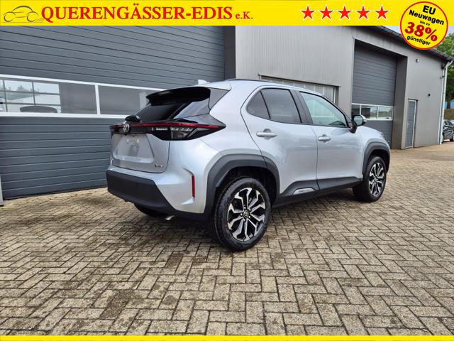 Toyota Yaris Cross 1.5VVT-iE 130PS Automatik Teamplayer Klimaautomatik Sitzheizung Lenkradheizung PDC v+h Rückf.Kamera 17-LM abged.Scheiben 2xKeyless DAB+ Bluetooth Touchscreen Apple CarPlay Android Auto 