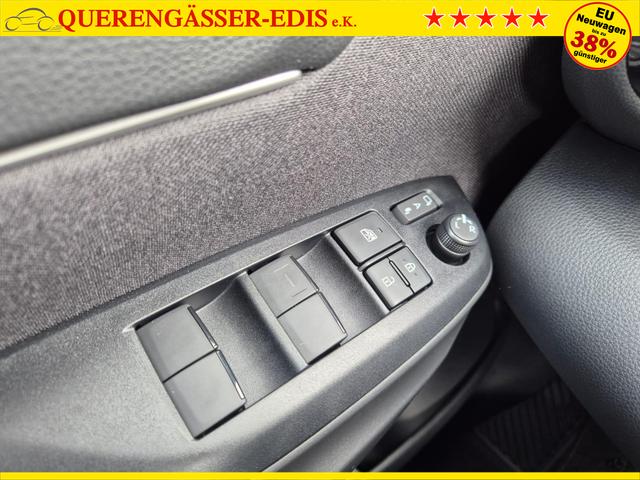 Toyota Yaris Cross 1.5VVT-iE 130PS Automatik Teamplayer Klimaautomatik Sitzheizung Lenkradheizung PDC v+h Rückf.Kamera 17-LM abged.Scheiben 2xKeyless DAB+ Bluetooth Touchscreen Apple CarPlay Android Auto 