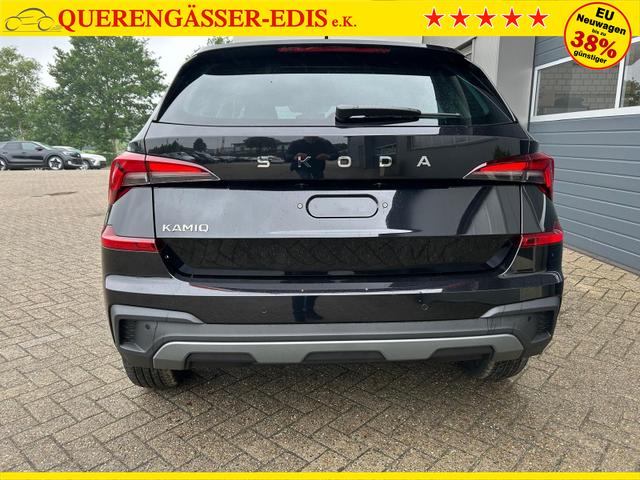 Skoda Kamiq 1.0 TSI 115PS DSG Selection Matrix-LED Sitzheizung Garantieverlängerung Klimaautomatik Parksensoren Skoda-Radio drahtlos Apple CarPlay + Android Auto Digital Cockpit Tempomat abg.Scheiben 