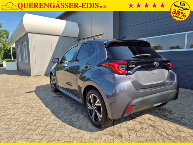 Toyota Yaris 1.5VVT-iE 116PS Automatik Teamplayer Klimaautomatik Sitzheizung Lenkradheizung Rückf.Kamera 16-LM abged.Scheiben 2xKeyless DAB+ Bluetooth Touchscreen Apple CarPlay Android Auto ACC 