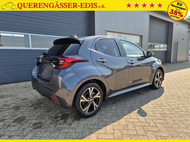Toyota Yaris 1.5VVT-iE 116PS Automatik Teamplayer Klimaautomatik Sitzheizung Lenkradheizung Rückf.Kamera 16-LM abged.Scheiben 2xKeyless DAB+ Bluetooth Touchscreen Apple CarPlay Android Auto ACC 