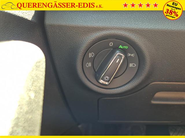 Skoda Kamiq 1.0 TSI 115PS DSG Selection Matrix-LED Sitzheizung Garantieverlängerung Klimaautomatik Parksensoren Skoda-Radio drahtlos Apple CarPlay + Android Auto Digital Cockpit Tempomat abg.Scheiben 