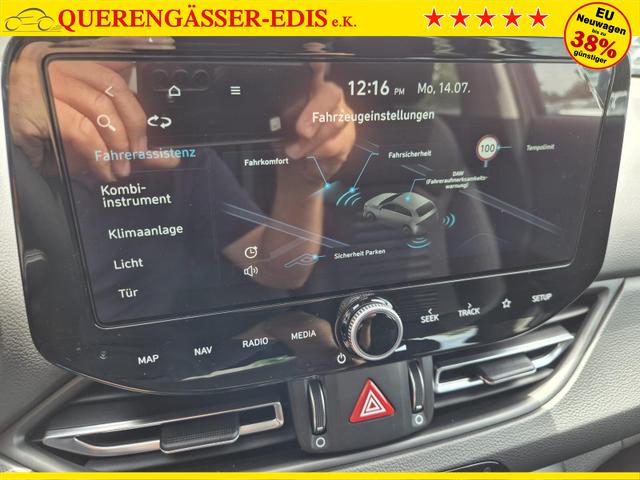 Hyundai i30 Kombi 1.0 T-GDI 100PS Automatik AbstandsTempomat Toter-Winkel-Assistent Sitzheizung Lenkradheizung Klimaautomatik Navi 10,25"-Touchscreen DAB+ wireless Apple CarPlay + Android Auto PDC v+h Rückf.Kamera 16-LM 