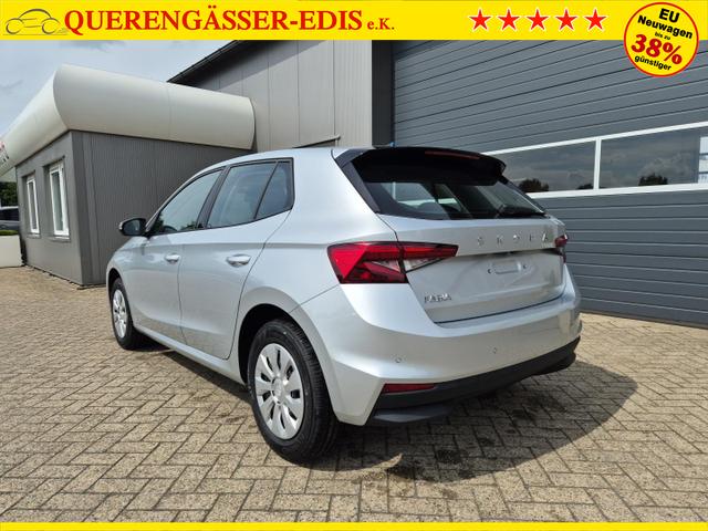 Skoda Fabia 1.0 TSI 95PS Selection 5-türig Rückf.Kamera Parksensoren Sitzheizung Multifunktionslenkrad Klima Skoda-Radio Bluetooth Touchscreen Tempomat Nebelsch. Apple CarPlay + Android Auto 