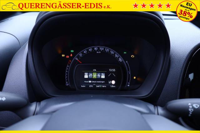 Toyota Aygo X 1.0 VVT-i 72PS Business Edition Sitzheizung AbstandsTempomat Multifunktionslenkrad Klima Radio Bluetooth Touchscreen wireless Apple CarPlay + Android Auto 