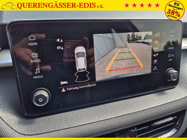 Skoda Fabia 1.0 TSI 115PS DSG Selection 5-türig Rückf.Kamera Parksensoren Sitzheizung Multifunktionslenkrad Klima Skoda-Radio Bluetooth Touchscreen Tempomat Nebelsch. Apple CarPlay + Android Auto 
