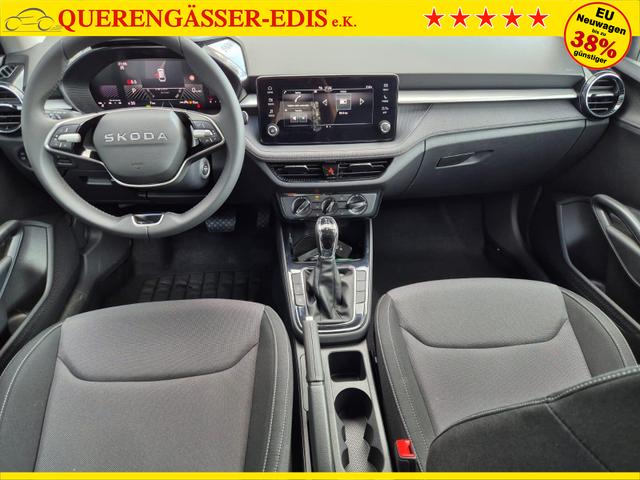 Skoda Fabia 1.0 TSI 115PS DSG Selection 5-türig Rückf.Kamera Parksensoren Sitzheizung Multifunktionslenkrad Klima Skoda-Radio Bluetooth Touchscreen Tempomat Nebelsch. Apple CarPlay + Android Auto 