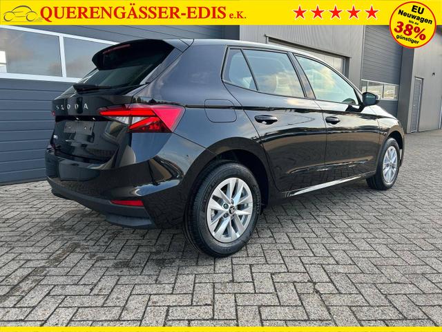 Skoda Fabia 1.0 TSI 115PS DSG Selection 5-türig 15"LM Rückf.Kamera Parksensoren Sitzheizung Multifunktionslenkrad Klima Skoda-Radio Bluetooth Touchscreen Tempomat Nebelsch. Apple CarPlay + Android Auto 