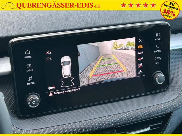 Skoda Fabia 1.0 TSI 115PS DSG Selection 5-türig 15"LM Rückf.Kamera Parksensoren Sitzheizung Multifunktionslenkrad Klima Skoda-Radio Bluetooth Touchscreen Tempomat Nebelsch. Apple CarPlay + Android Auto 