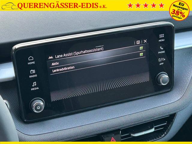 Skoda Fabia 1.0 TSI 115PS DSG Selection 5-türig 15"LM Rückf.Kamera Parksensoren Sitzheizung Multifunktionslenkrad Klima Skoda-Radio Bluetooth Touchscreen Tempomat Nebelsch. Apple CarPlay + Android Auto 