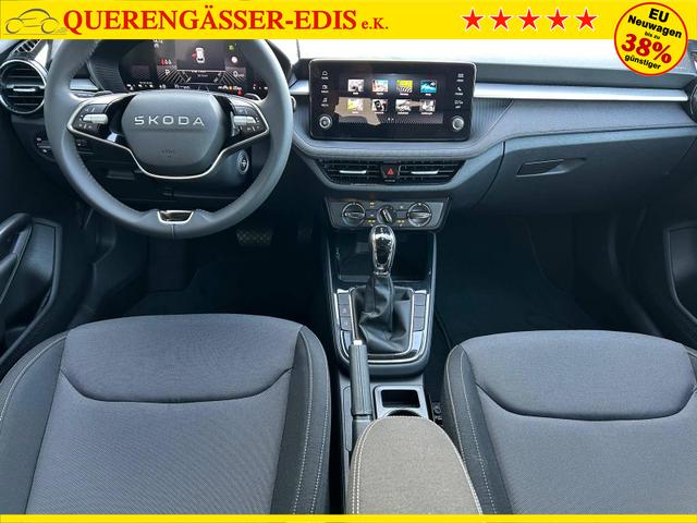 Skoda Fabia 1.0 TSI 115PS DSG Selection 5-türig 15"LM Rückf.Kamera Parksensoren Sitzheizung Multifunktionslenkrad Klima Skoda-Radio Bluetooth Touchscreen Tempomat Nebelsch. Apple CarPlay + Android Auto 