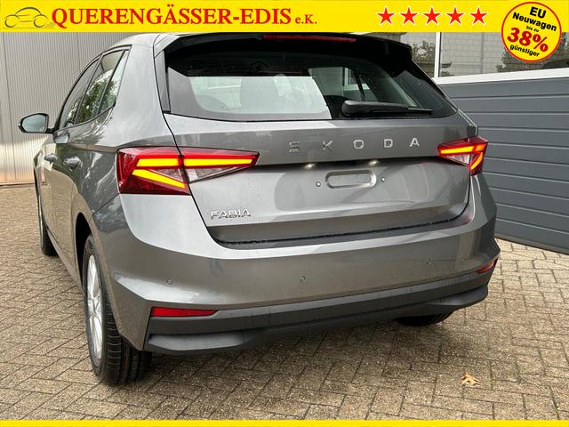 Skoda Fabia 1.0 TSI 115PS DSG Selection 5-türig 15"LM Rückf.Kamera Parksensoren Sitzheizung Multifunktionslenkrad Klima Skoda-Radio Bluetooth Touchscreen Tempomat Nebelsch. Apple CarPlay + Android Auto 