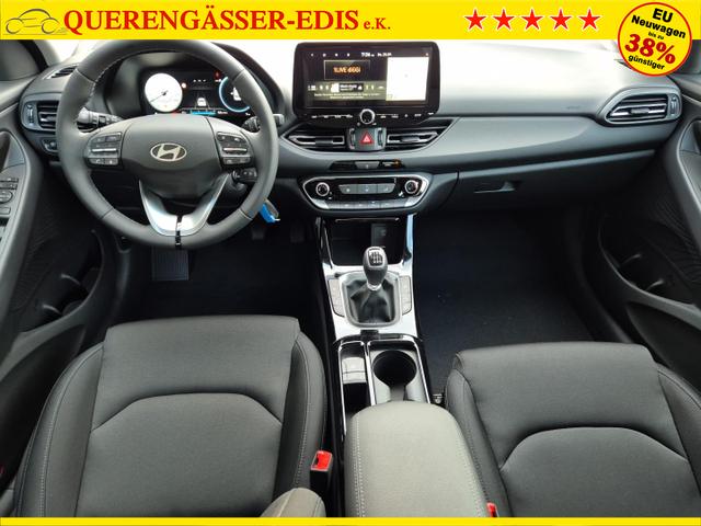 Hyundai i30 Kombi 1.5 T-GDI 95PS Sitzheizung Lenkradheizung Klima Tempomat Navi Apple CarPlay + Android Auto PDC v+h Rückf.Kamera 16-LM 