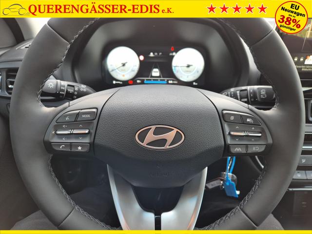 Hyundai i30 Kombi 1.5 T-GDI 95PS Sitzheizung Lenkradheizung Klima Tempomat Navi Apple CarPlay + Android Auto PDC v+h Rückf.Kamera 16-LM 